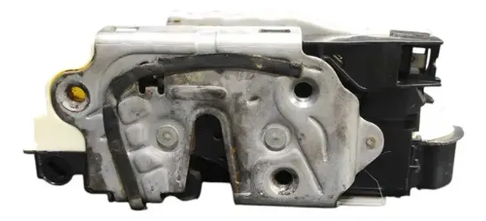 Fechadura Dianteira Direita Vw Amarok Highline 3.0 2016/2022