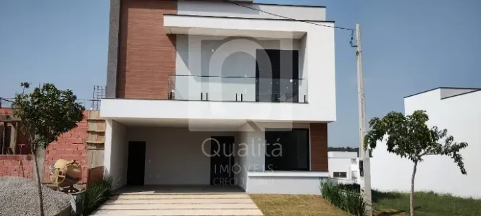 Casa à venda no Condomínio Terras de São Francisco em Sorocaba.