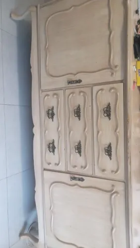 1500 para sair hoje .BUFFET ANTIGO EM MADEIRA MACIÇA | PEÇA VINTAGE COM ETIQUETA ORIGINAL<br>