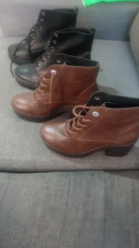 Lindas botas em couro legítimo Viamarte oportunidade de promoção