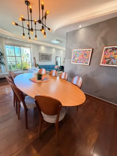 Apartamento a venda no Jardim Apipema com 4 quartos dependencia e vista mar parcial