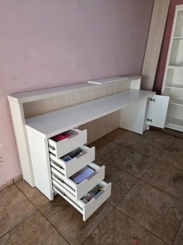 Balcão Branco MDF Grosso (4 gavetas, 1 armário)