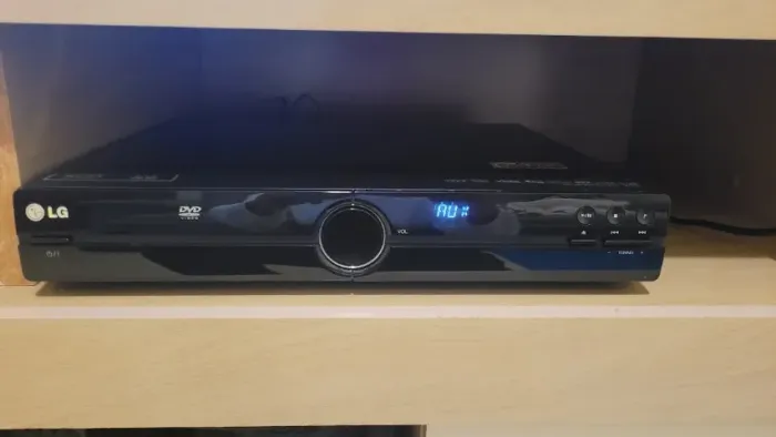 HOME THEATER