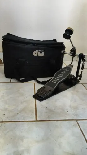 Pedal Bumbo DW 4000