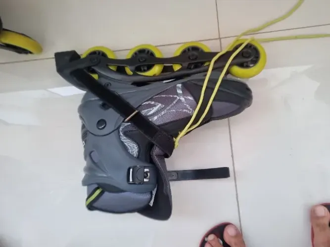 Patins seminovo