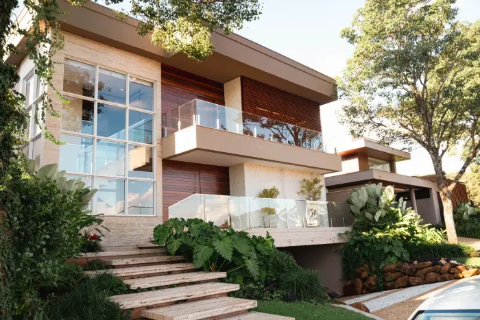 Casa de condomínio para venda possui 592 metros quadrados com 4 quartos