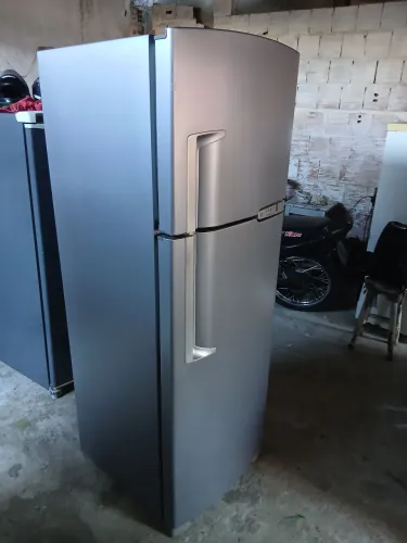 Vende-se geladeira Brastemp