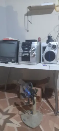 Tô de televisão
