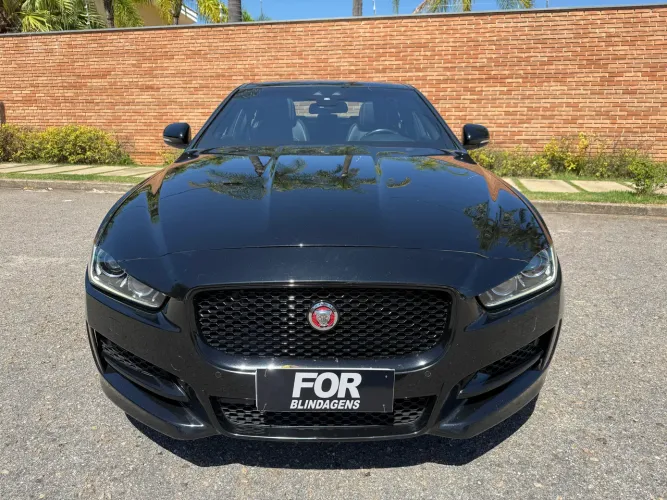 Jaguar XE 2.0 Turboch. R-sport 240/250cv Aut. 2017