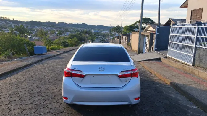 Toyota Corolla XEI 2.0 Flex 16V Aut. 2016