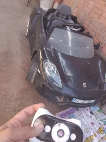 Carro elétrico de crianças