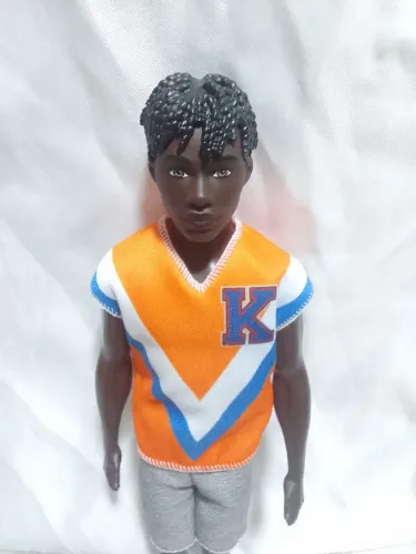 Boneco Ken negro fashionista