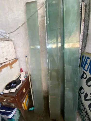Prateleira de vidro 2,20m