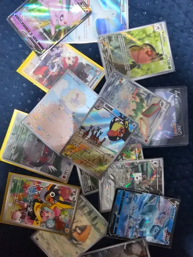Kit com Cartas Pokémon full art e V Originais