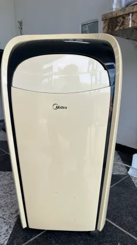 AR-CONDICIONADO PORTÁTIL MIDEA
