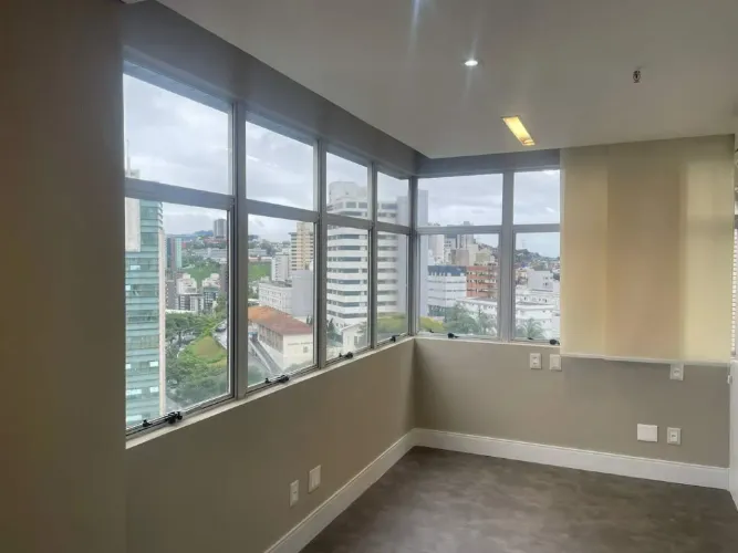 Sala comercial, excelente localização 25m²