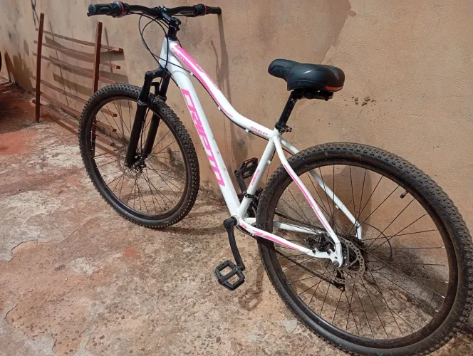 Bicicleta aro 29 Bicicleta Aro 29 Cripto 21 Marchas Freios Disco c/ Suspensão