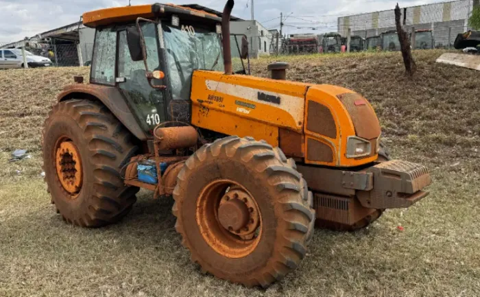 VALTRA BH 180 2010