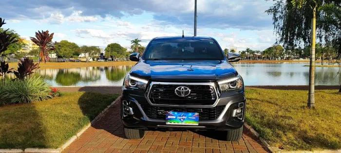 Toyota Hilux CD SRX 4X4 2.8 TDI 16V Diesel Aut. 2019