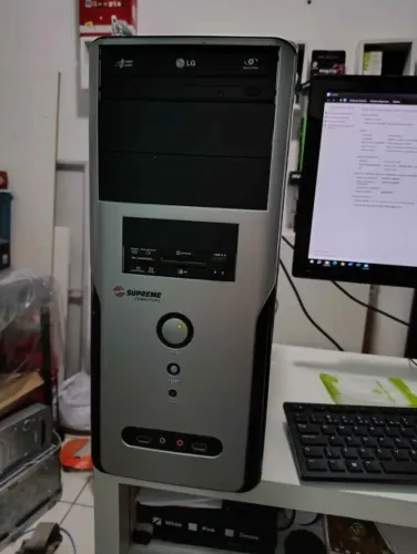 Computador + Wifi