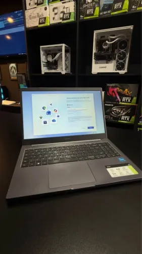 Notebook Intel Core i3 15.6 Pol