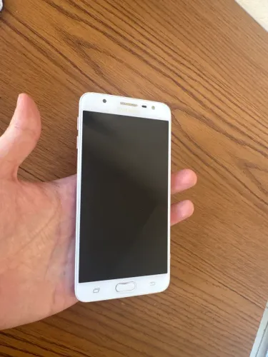 Celular J7 Prime sem marcas de uso, desbloqueio com digital..