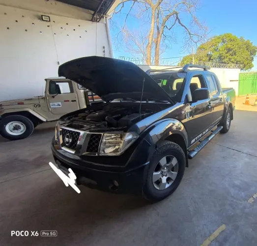 Nissan Frontier Se/se Strik CD 4X2 2.5 TB Dies. 2011