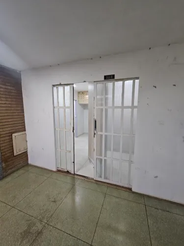 Aluga-se Sala no Setor Comercial Sul!!!