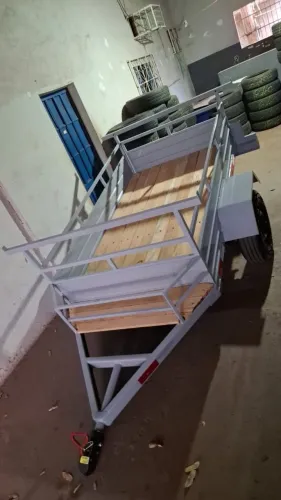 Vendo carretinha nova a pronta entrega 