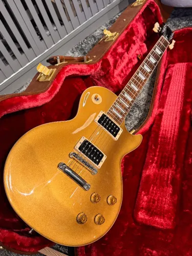 Guitarra Gibson Les Paul Slash "Victoria" Goldtop 2023