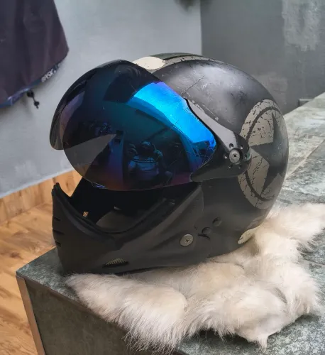 Capacete Peels F21