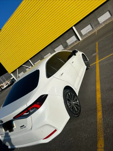 Toyota Corolla Altis Prem. Hybrid 1.8 Flex AUT 2023