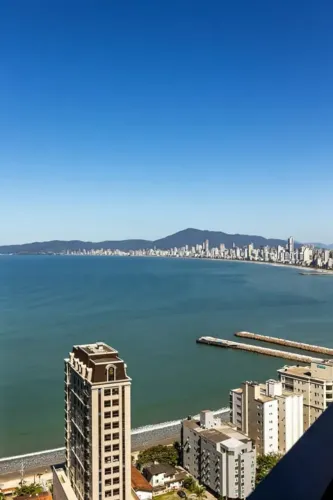 Apartamento Mobiliado Alto Padrão no Centro de Itapema | Pronto para Morar