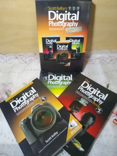 fotografia digital Scoth Kelbis ( box 3 livros)