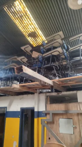 Cadeira escola