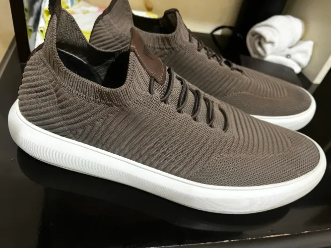 Tênis Casual Feito em Malha Knit Tricô Solado EVA Tech Ultra Leve Conforto Masculino