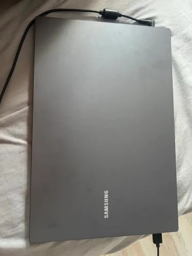 VENDO NOTEBOOK SAMSUNG