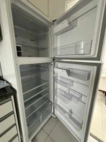 Geladeira Eletrolux 470 litros inverter