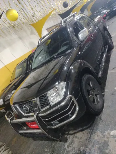 Nissan Frontier LE CD 4X4 2.5 TB Diesel Aut. 2010