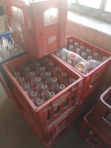 Caixas de Coca Cola 