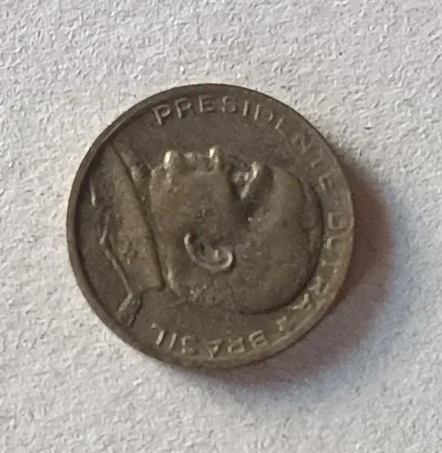 Moeda rara 50 centavos 1955 com reverso horizontal