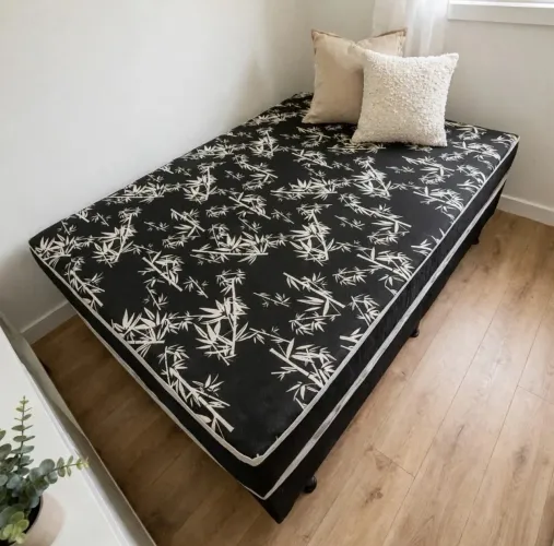 Cama box casal - R$ 300