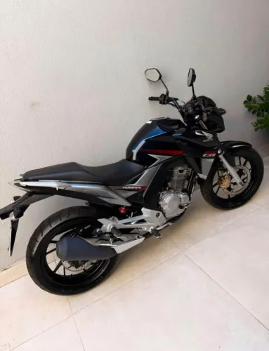 Honda twister 250f