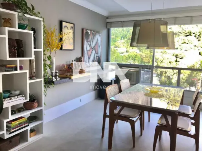 Apartamento : / Residencial / Gávea