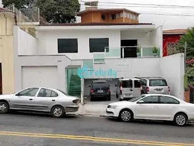 Casa Ampla em Perdizes com Excelente Potencial Comercial e de Investimento