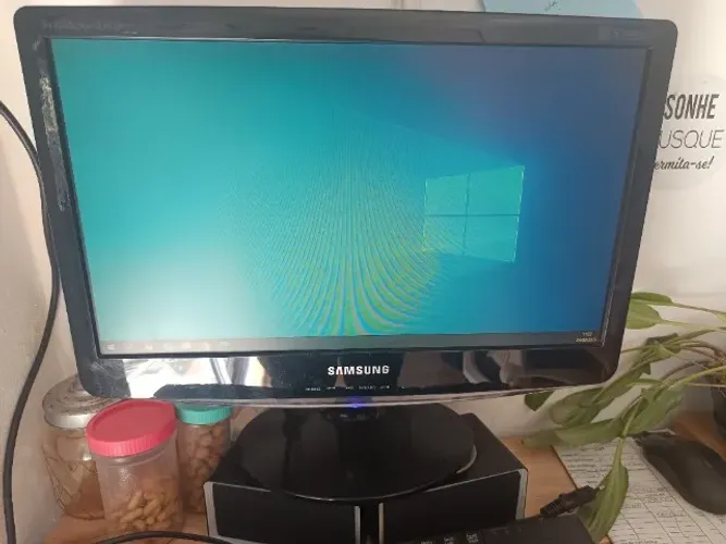 Monitor 15pol SAMSUNG