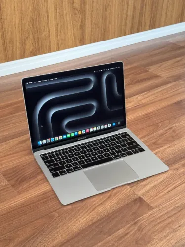Apple Macbook Air A1932 - Prata, 13.3 - Intel I5, Ssd 121gb