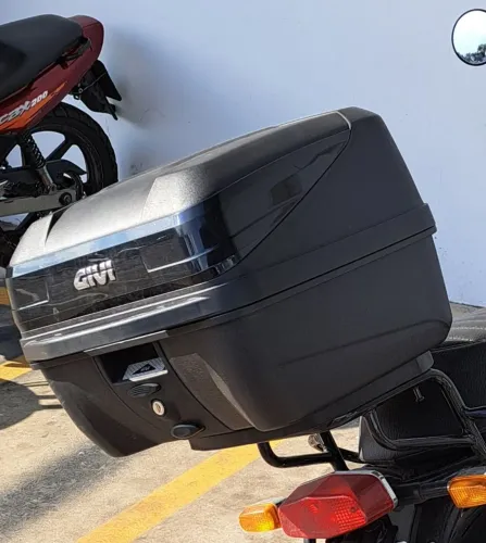 Bau givi traffic 33l