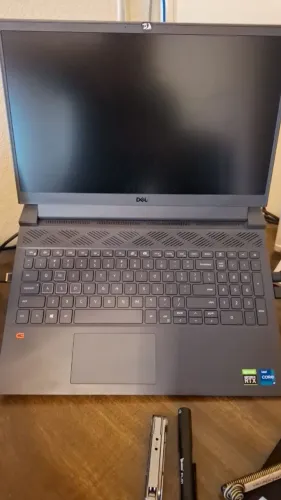 Notebook Gamer Dell G15 i7 - Placa de video 3060- tela 120hz.