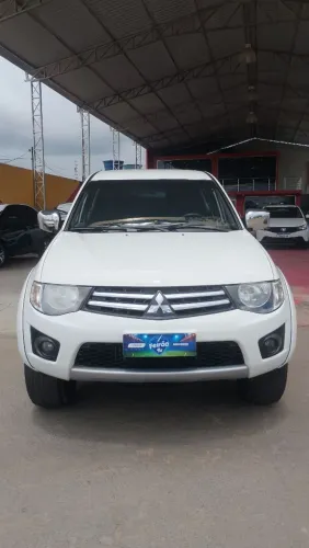 Mitsubishi L200 Triton HLS 2.4 Flex 16V CD Mec. 2016